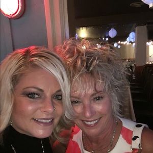 Meet your Posher, Kim